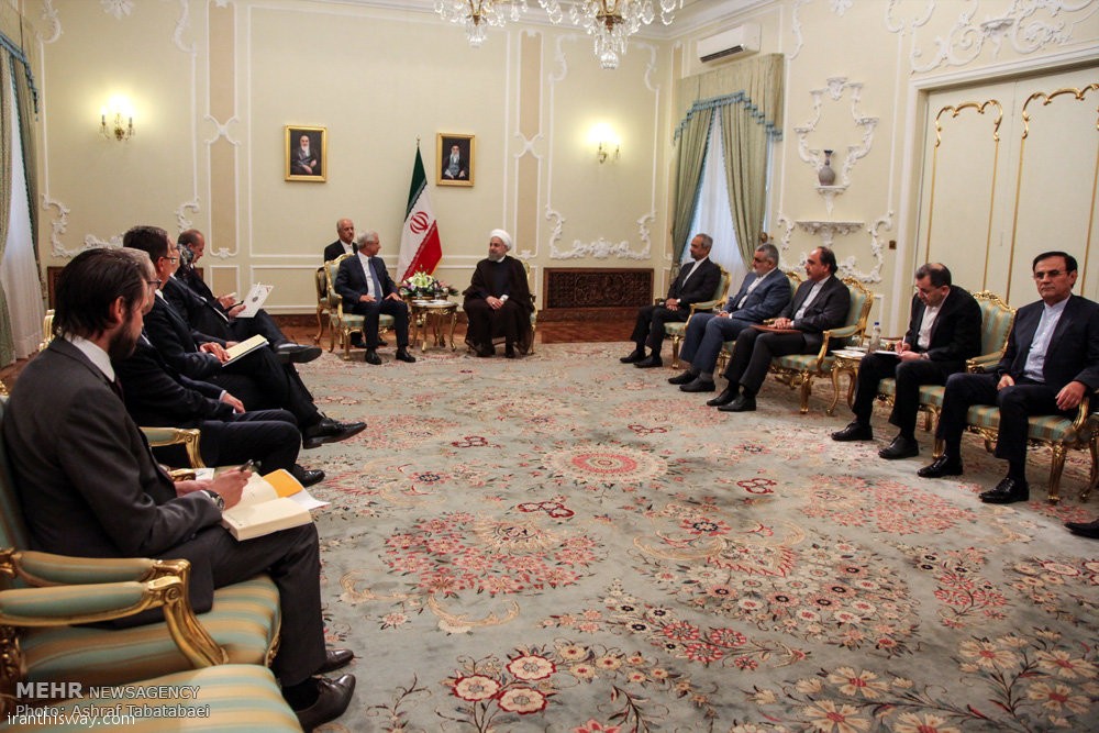 Iranian President Hassan Rouhani received the President of French National Assembly Claude Bartolone on Tuesday.