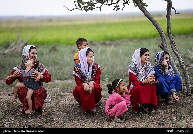 turkmenistan woman