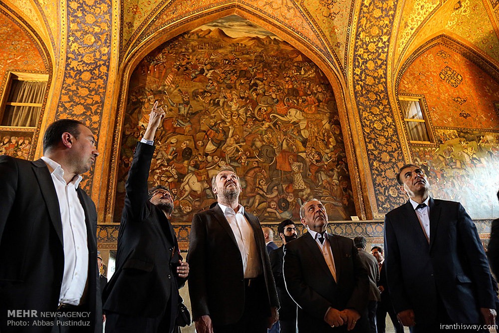 Bosnian president visits historical city of Isfahan-Photo