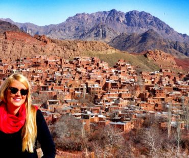 Tourist Review: The red clay village Abyaneh and Kashan