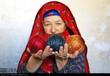 Photo: Turkmen silk carpets village