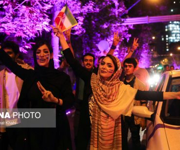 Photo: Rouhani’s supporters celebrate victory all over Iran