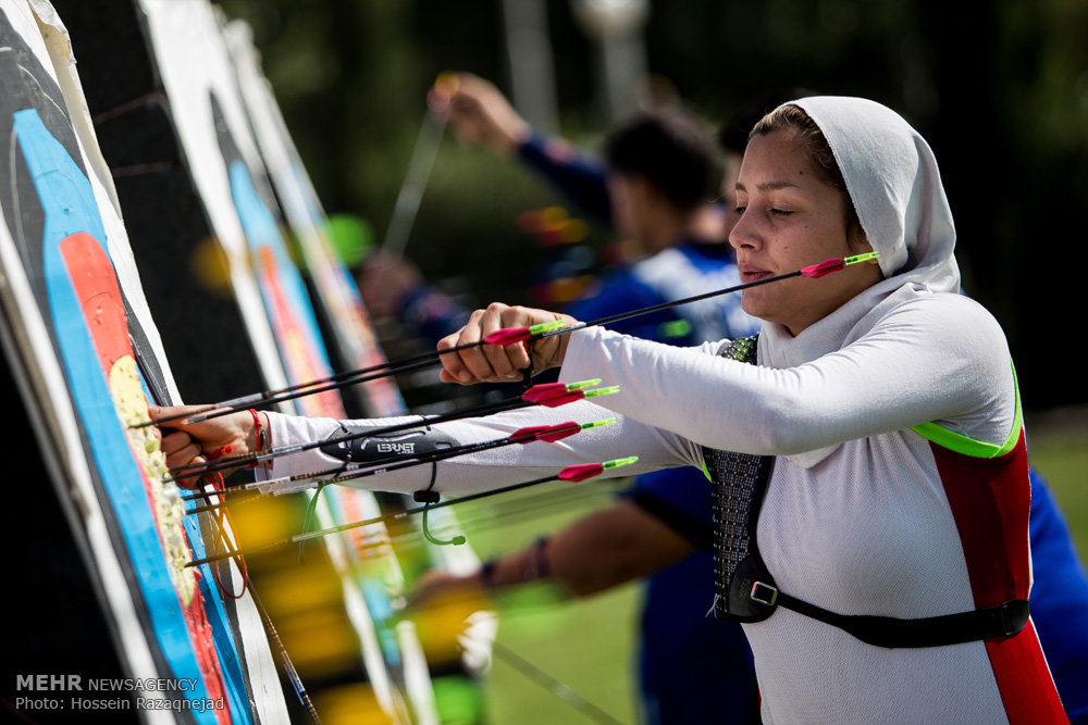 Iranian girl archers training for Olympic qualification
