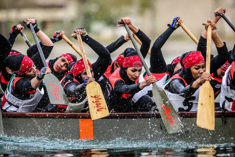 Photo Report: IRANIAN girls dragon boat competitions