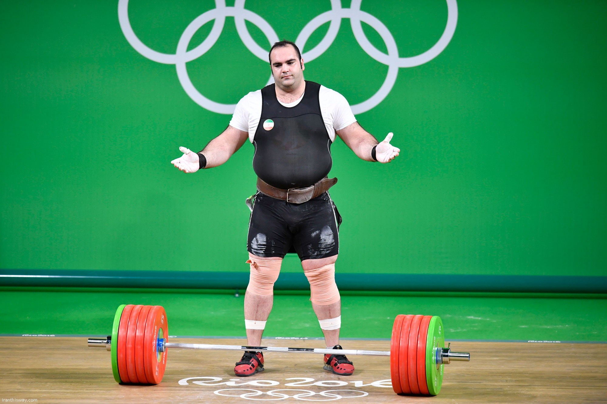 Iran’s super heavyweight weightlifter Behdad Salimi failed in Rio 2016 / Photo+Video