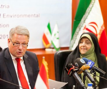 Austria, Iran sign environment coop. MoU