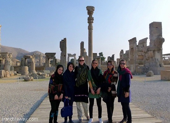 Over 5mln foreign tourists visited Iran in 2015