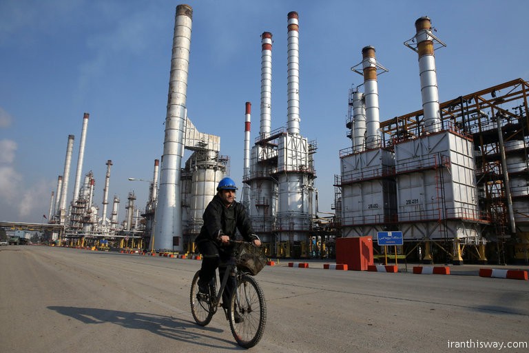 Indian Oil plans $5.5 billion expansion of refinery co-owned by Iran