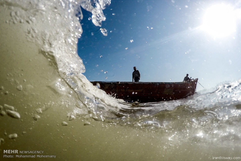 Iranian fishermen welcome fishing season in Caspian Sea-Photo