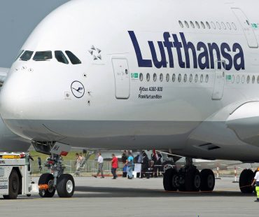 Lufthansa flights to Iran almost quadruple