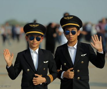 Photo: Iran Air Show kicks off