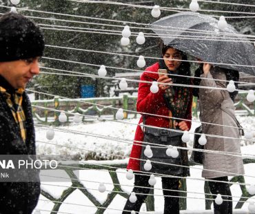 Photo: Snowfall in Tehran