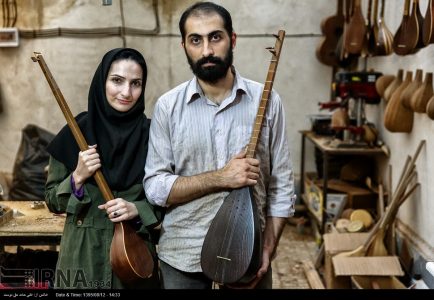 Iranian couple made music instrument + Photo