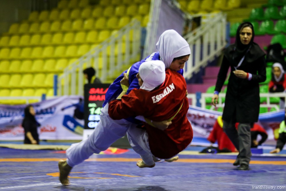 Photo: Iran women alish wrestling championships