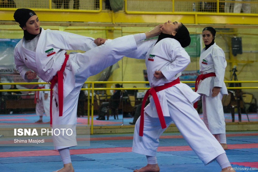 Photo: Iranian women Karate championship